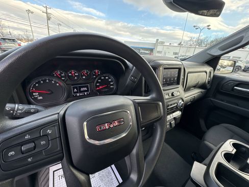 Used 2023 GMC Sierra 1500 Pro w/ Graphite Edition image 11