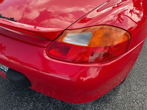 Used 1998 Porsche Boxster image 22
