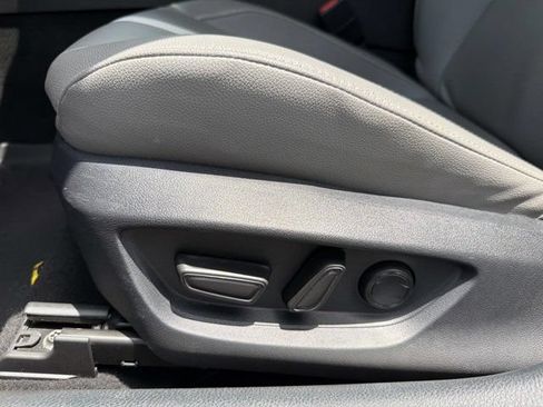 Certified 2025 Toyota Camry SE FWD image 10