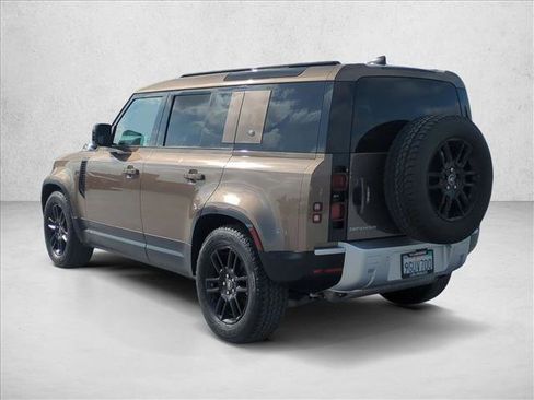 Used 2023 Land Rover Defender 110 S AWD/4WD image 8
