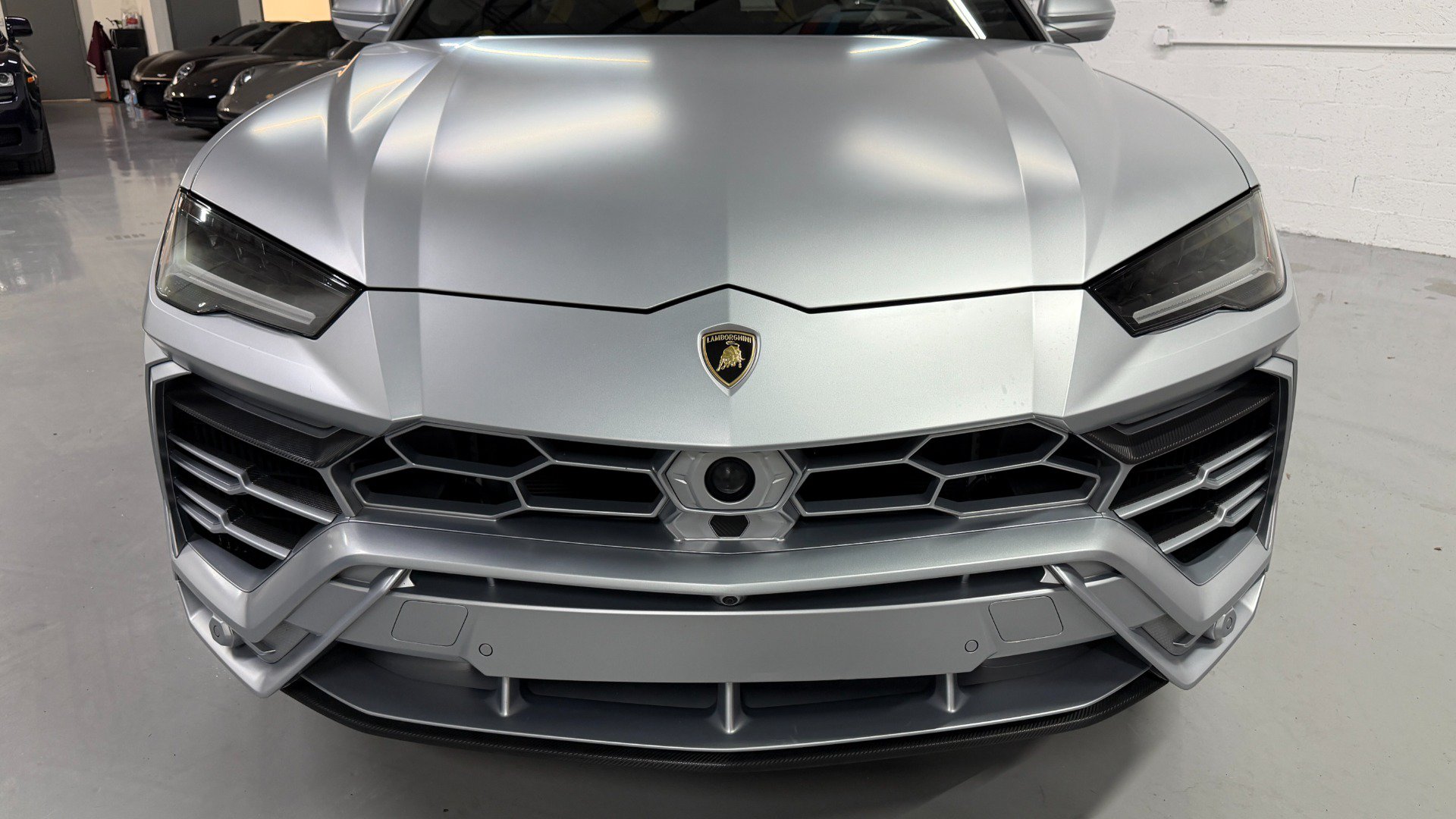 Used 2022 Lamborghini Urus AWD/4WD image 34