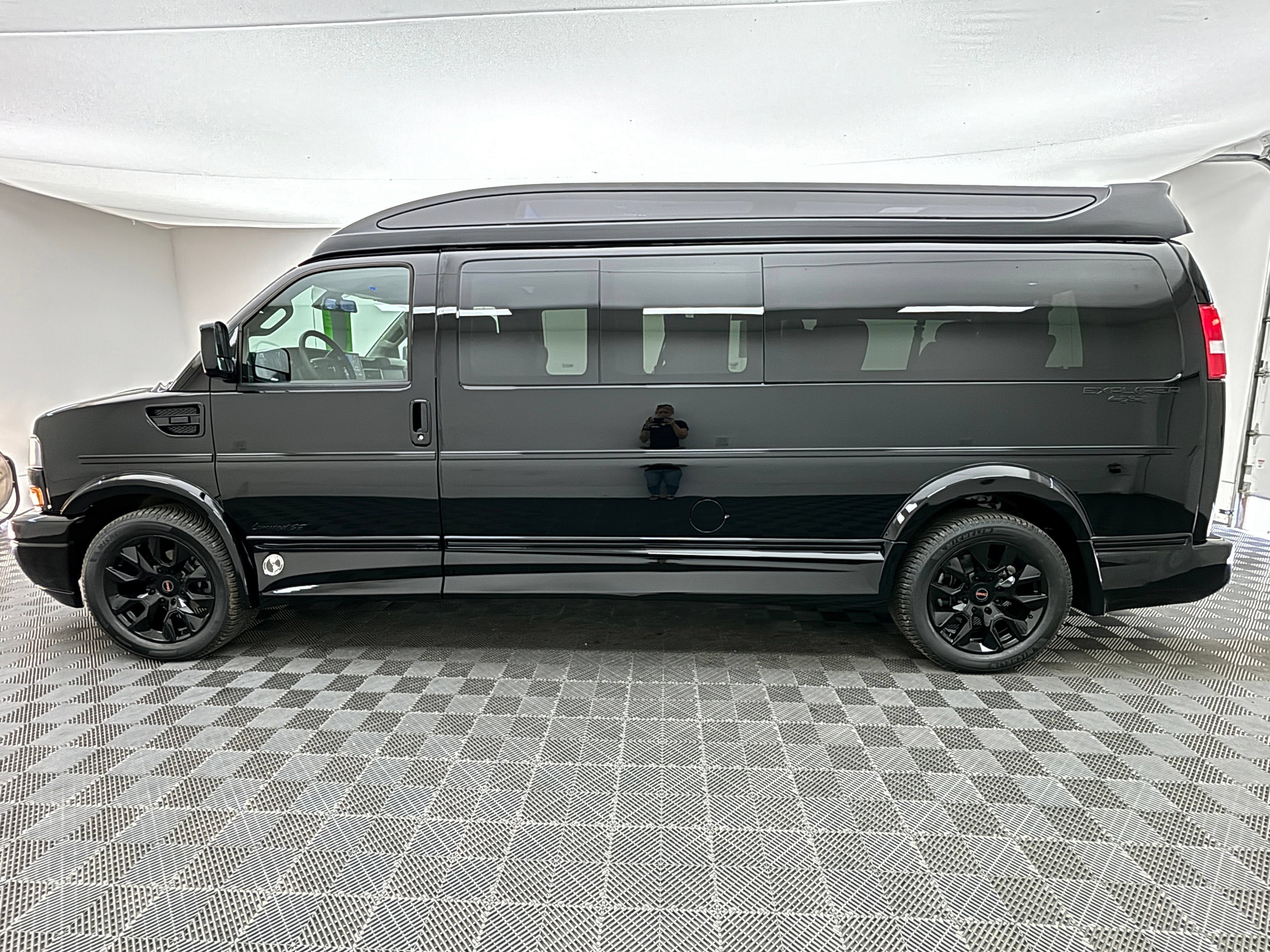 New 2026 GMC Savana 2500 Extended w/ Driver Convenience Package RWD image 15