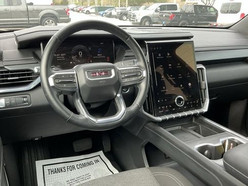 Used 2025 GMC Acadia Elevation image 33