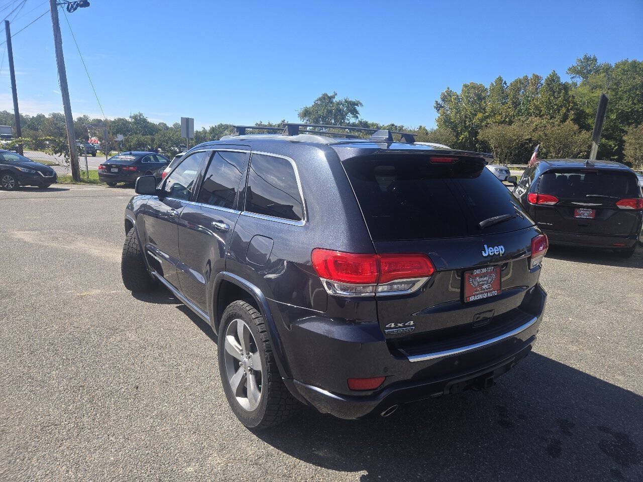 Used 2014 Jeep Grand Cherokee Overland w/ Advanced Technology Group AWD/4WD image 9