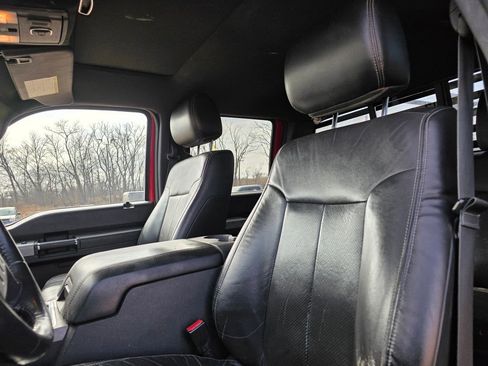 Used 2015 Ford F350 Lariat image 17