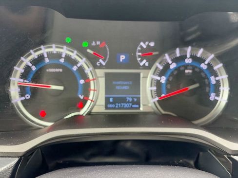 Used 2019 Toyota 4Runner SR5 RWD image 24