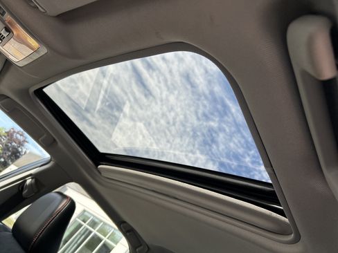 Used 2016 Toyota Camry XSE w/ Moonroof Package FWD image 28