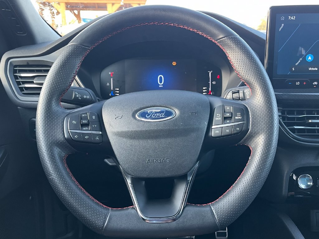 Used 2023 Ford Escape ST-Line w/ Tech Pack #1 FWD image 18