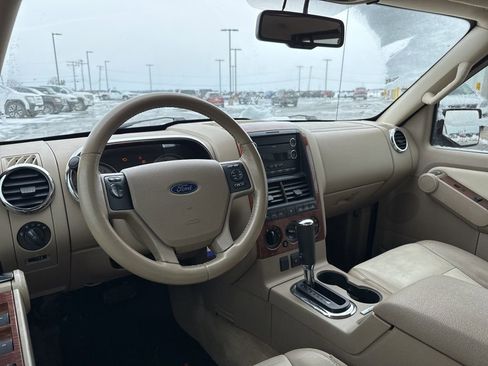 Used 2010 Ford Explorer Eddie Bauer image 11