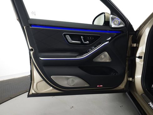 Used 2024 Mercedes-Benz Maybach S 580 4MATIC image 5