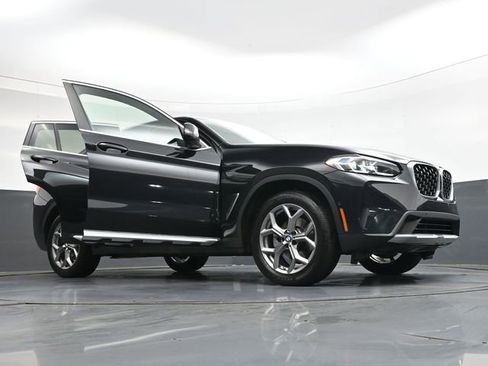 Used 2023 BMW X4 xDrive30i w/ Premium Package image 42