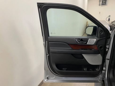 Certified 2023 Lincoln Navigator L Reserve image 15