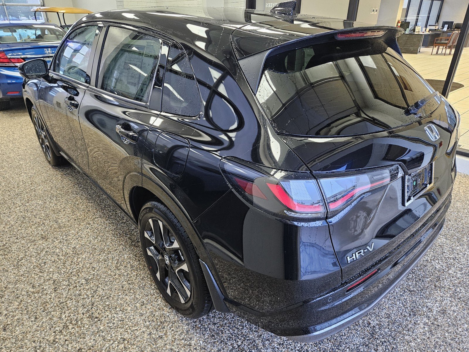 New 2027 Honda HR-V EX-L image 4