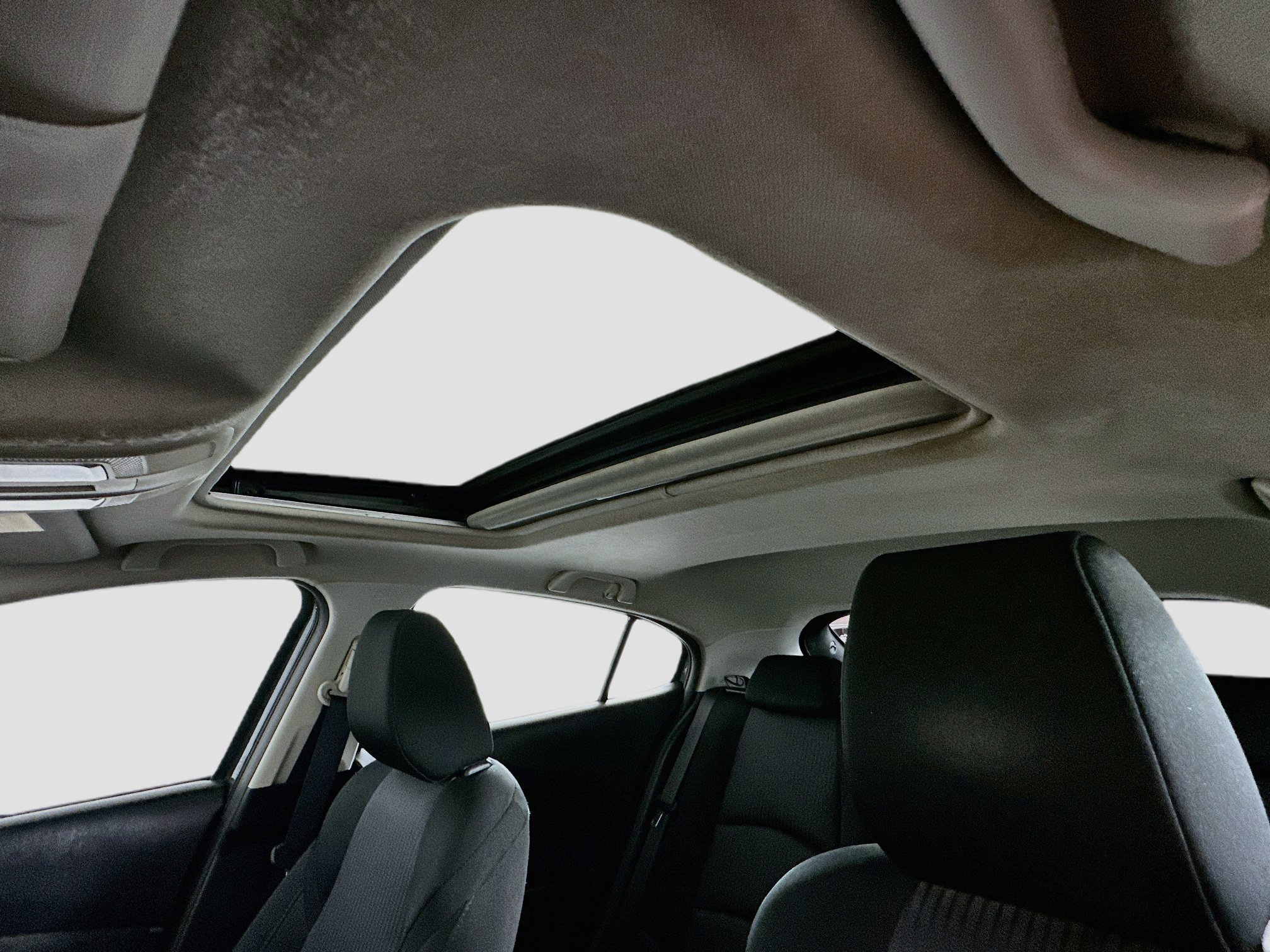 Used 2016 MAZDA MAZDA3 i Touring FWD image 26