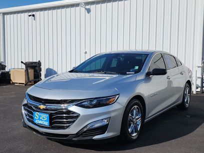 Used 2022 Chevrolet Malibu LS
