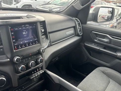 Used 2019 RAM 1500 Big Horn AWD/4WD image 30