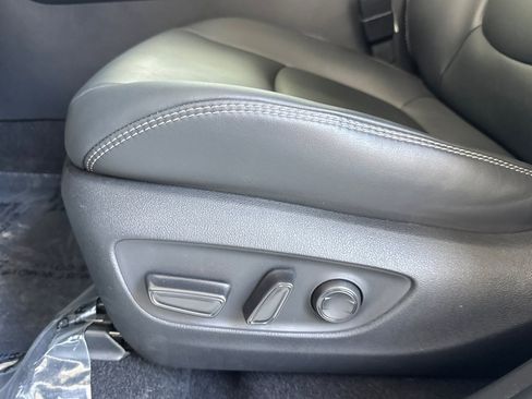 Used 2023 Toyota RAV4 XLE Premium FWD image 13