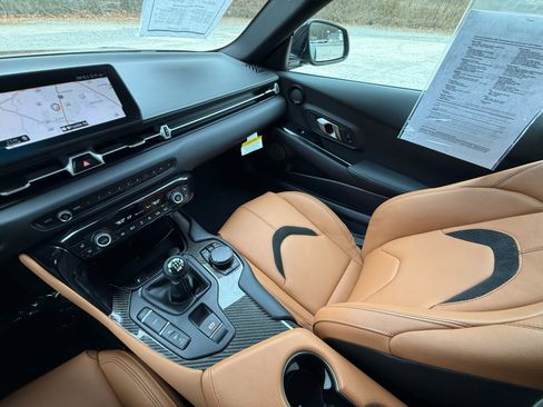 Used 2024 Toyota Supra Premium image 35