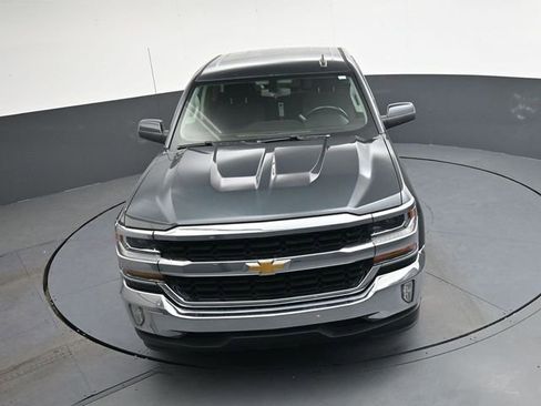 Used 2018 Chevrolet Silverado 1500 LT w/ All Star Edition image 27