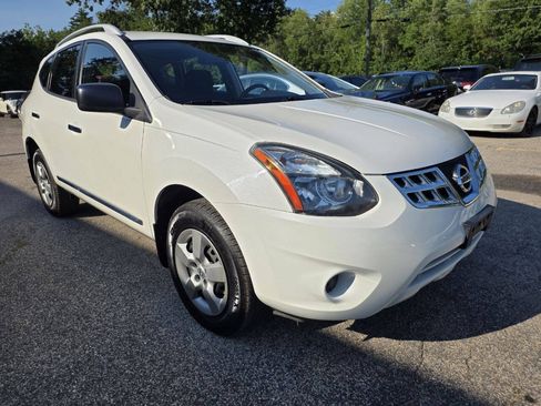 Used 2014 Nissan Rogue S w/ Convenience Package AWD/4WD image 7