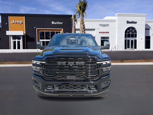 New 2026 RAM 2500 Laramie AWD/4WD image 9