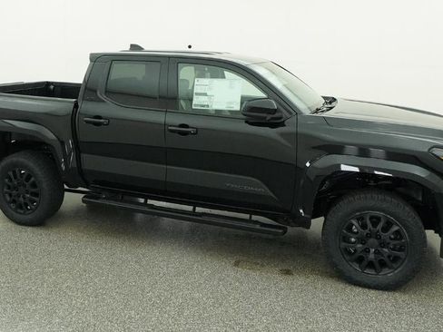 New 2026 Toyota Tacoma SR5 RWD image 12