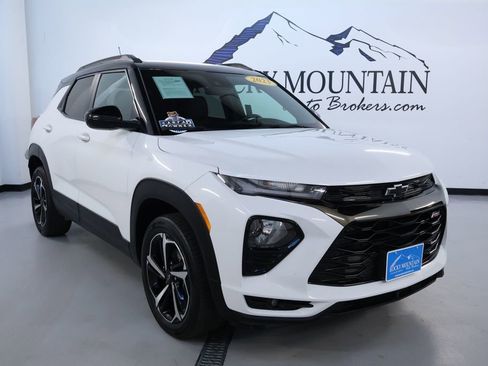 Used 2023 Chevrolet TrailBlazer RS image 1