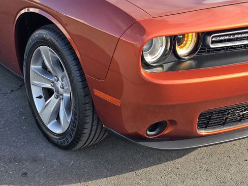 Used 2021 Dodge Challenger SXT image 10