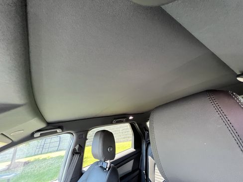 Used 2025 Land Rover Discovery Sport Dynamic SE image 27