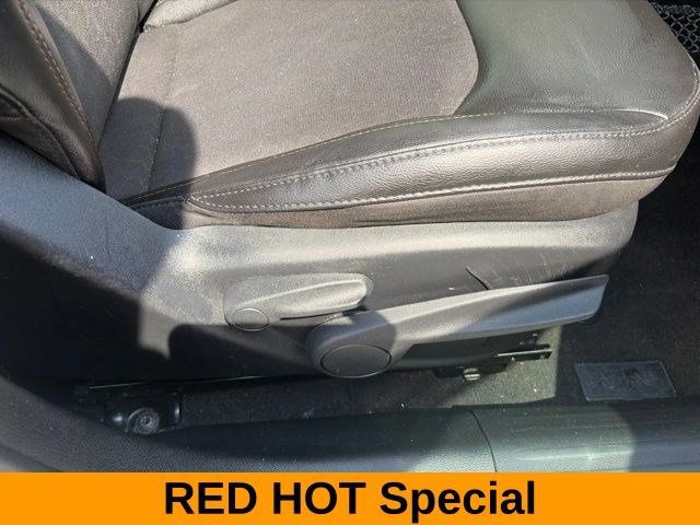 Used 2020 Jeep Compass Latitude w/ Cold Weather Group AWD/4WD image 40