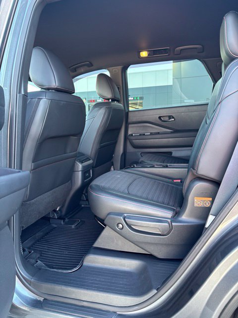 Used 2025 Nissan Pathfinder Rock Creek AWD/4WD image 6