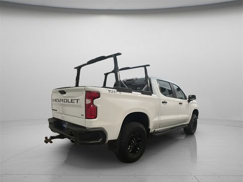 Used 2020 Chevrolet Silverado 1500 LT Trail Boss image 7