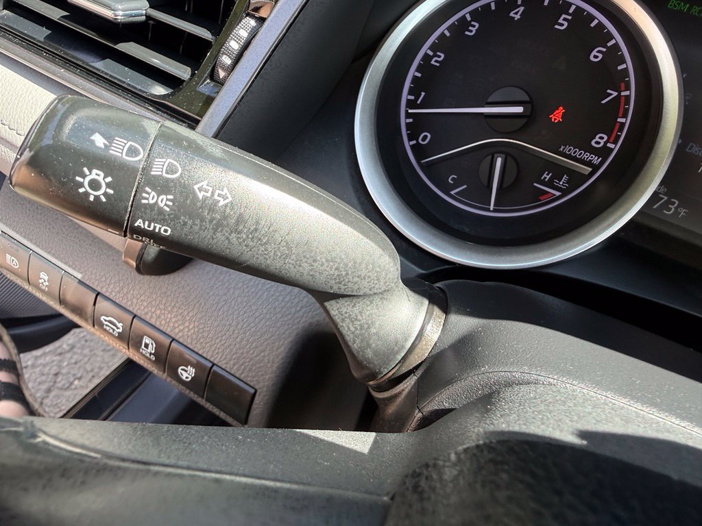 Used 2021 Toyota Camry XLE AWD/4WD image 30