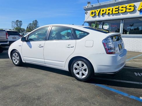 Used 2009 Toyota Prius HYBRID HATCHBACK ONE OWNER image 3