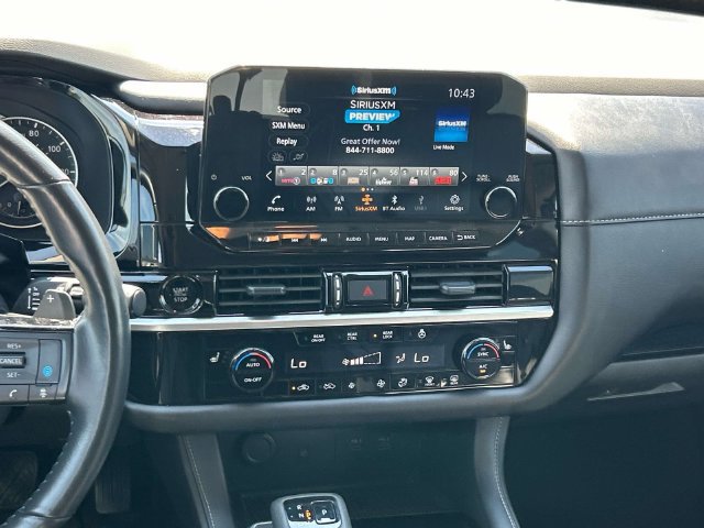 Certified 2025 Nissan Pathfinder SL FWD image 17