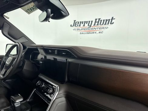 Used 2023 GMC Sierra 1500 Denali w/ Denali Reserve Package AWD/4WD image 36