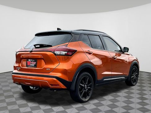 Certified 2023 Nissan Kicks SR w/ SR Premium Package FWD image 6
