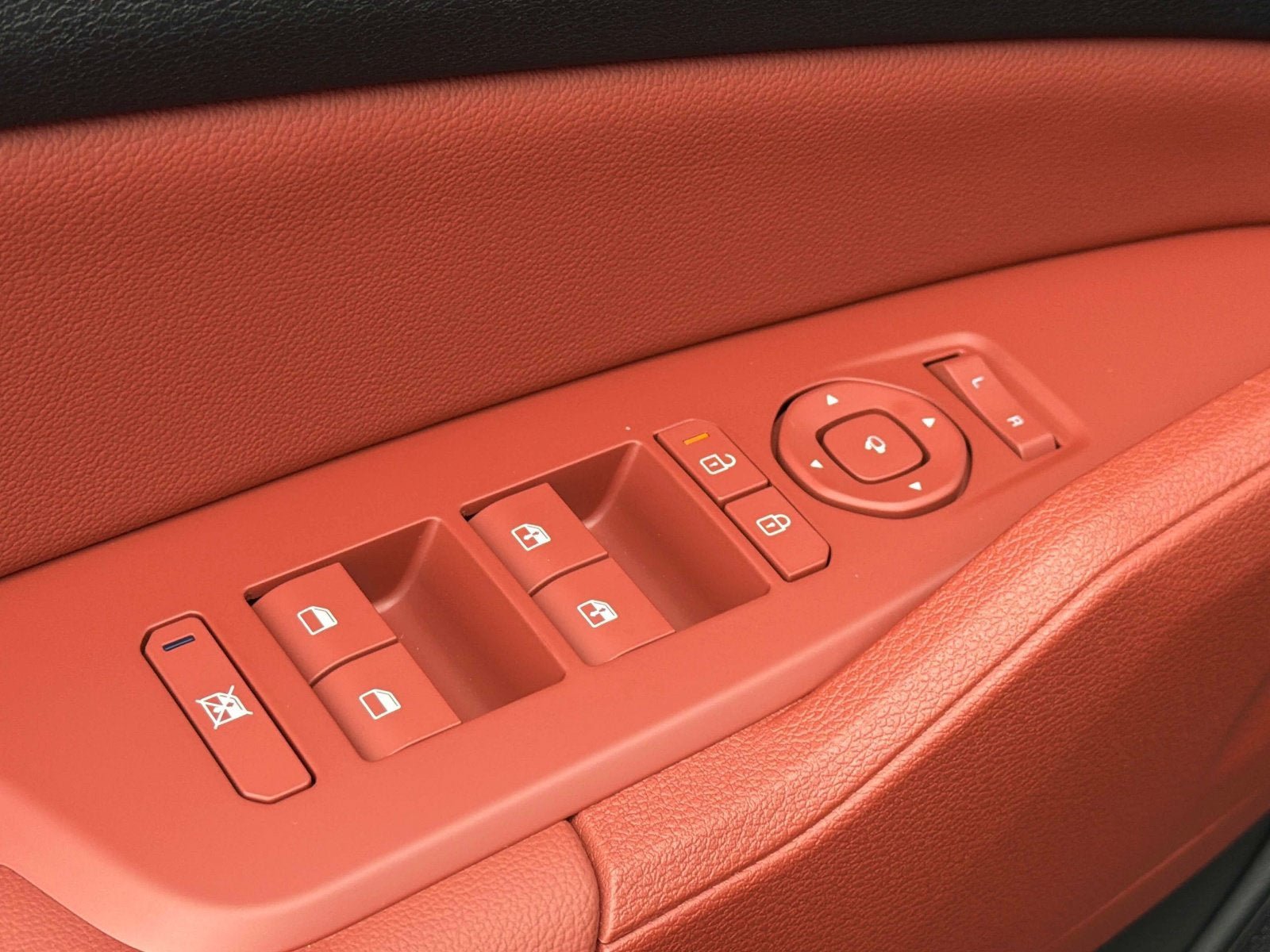 New 2026 Kia Sportage SX FWD image 15