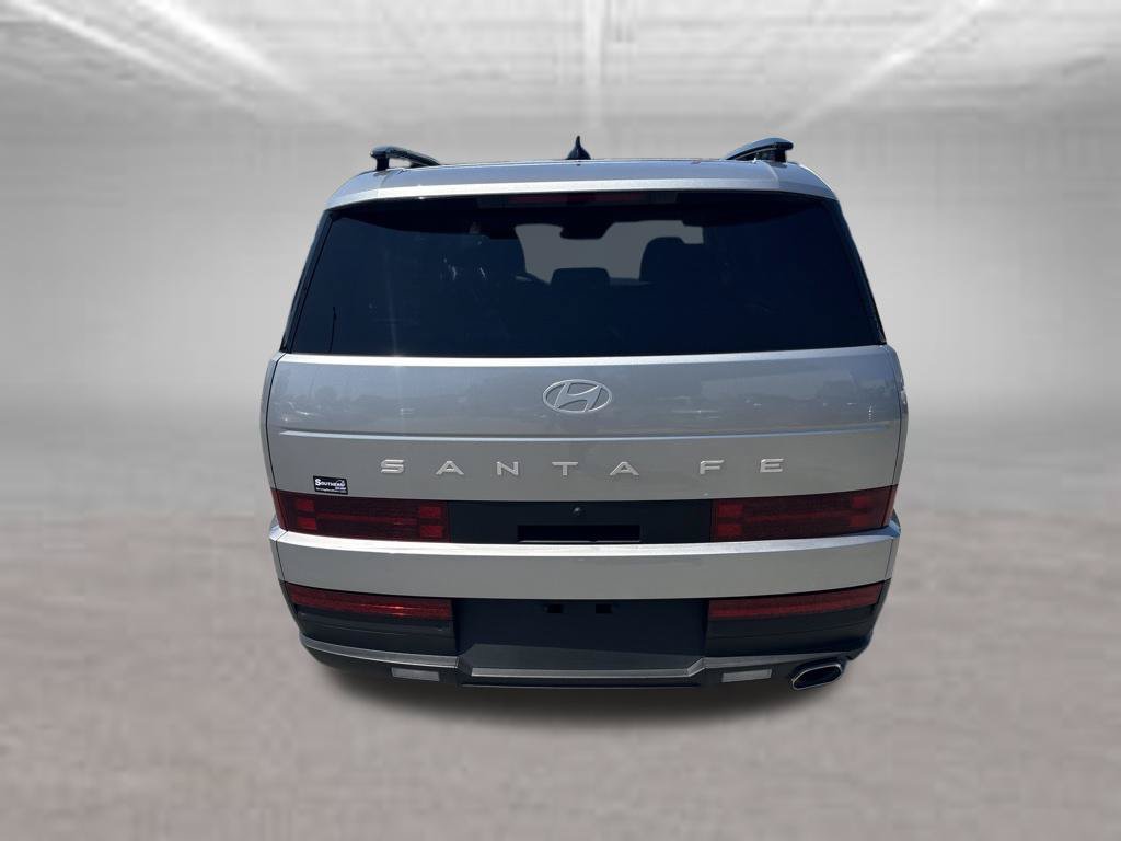 Used 2024 Hyundai Santa Fe SEL FWD image 4