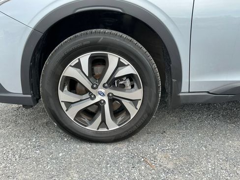 Used 2020 Subaru Outback Limited AWD/4WD image 9