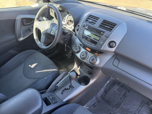 Used 2011 Toyota RAV4 Sport image 19