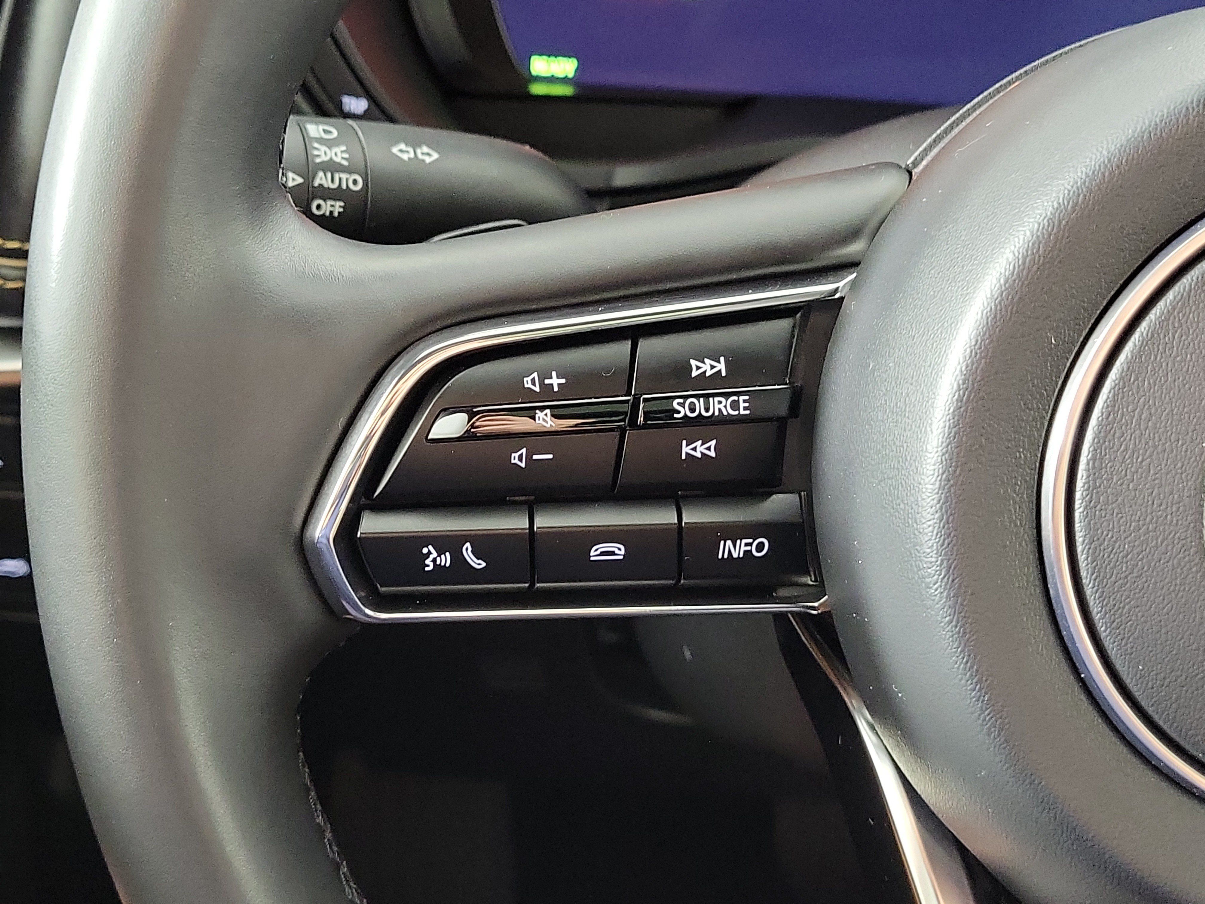 Certified 2025 MAZDA CX-70 Plug-In Hybrid w/ Premium Plus AWD/4WD image 15