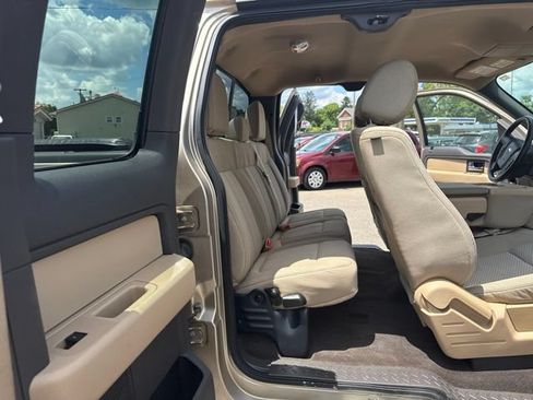 Used 2014 Ford F150 XLT w/ Equipment Group 302A Luxury AWD/4WD image 11