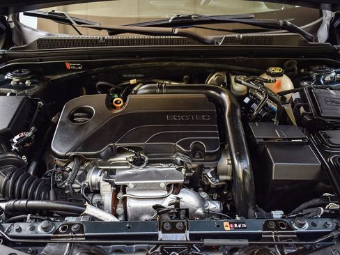 Used 2021 Chevrolet Malibu LT image 26