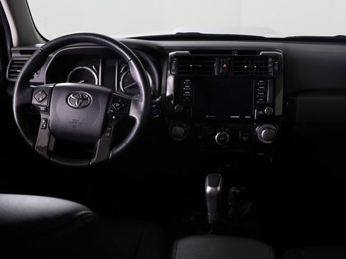 Used 2024 Toyota 4Runner TRD Off-Road Premium image 31