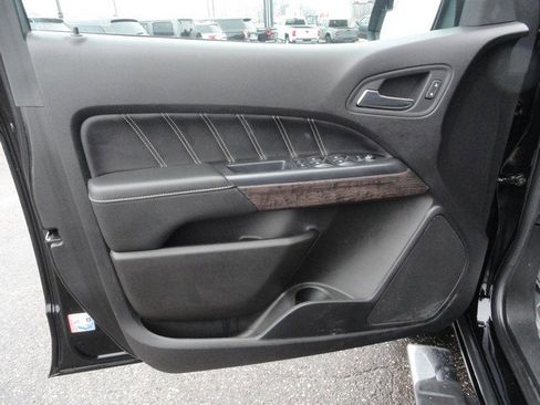 Used 2021 GMC Canyon Denali image 23