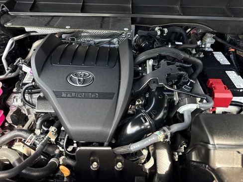 Used 2023 Toyota Highlander L FWD image 30