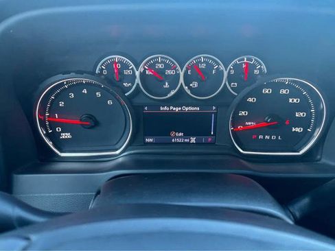 Used 2022 Chevrolet Silverado 2500 LT w/ Convenience Package image 19