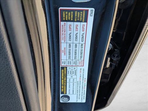 Used 2022 Nissan Pathfinder S image 14