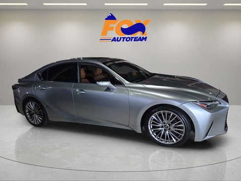 Used 2023 Lexus IS 300 w/ Premium Package RWD image 5